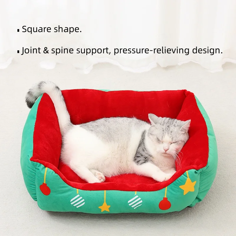 Pets.Love.Earth Christmas Square Bed  - 4 Pc Set   