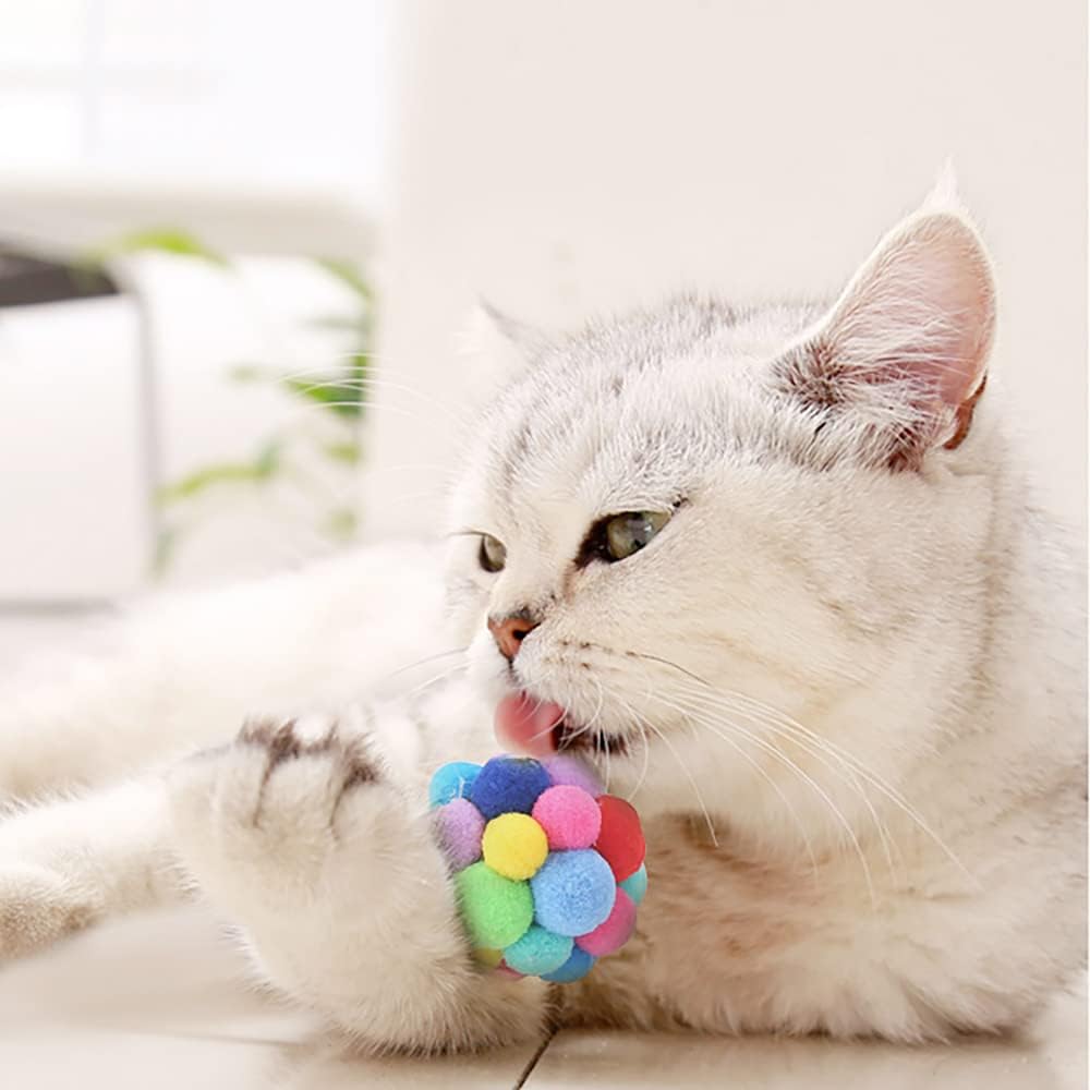 Pets.Love.Earth Rainbow Puff Ball  - 4cm 