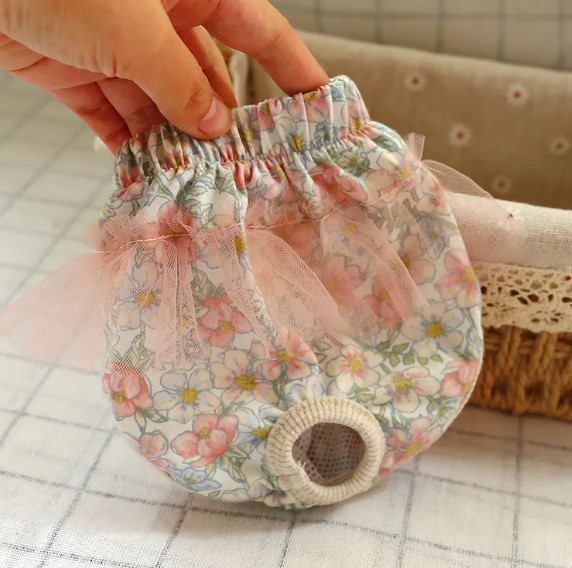 Pets.Love.Earth Big Floral Physiological Pants