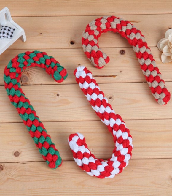 Pets.Love.Earth Candy Cane Rope Toy