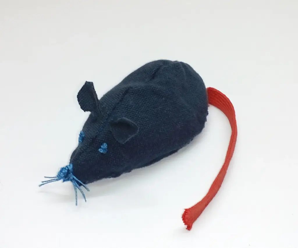 Pets.Love.Earth Mouse
