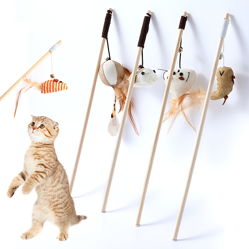 Pets.Love.Earth Wooden Teaser With Linen & Feather